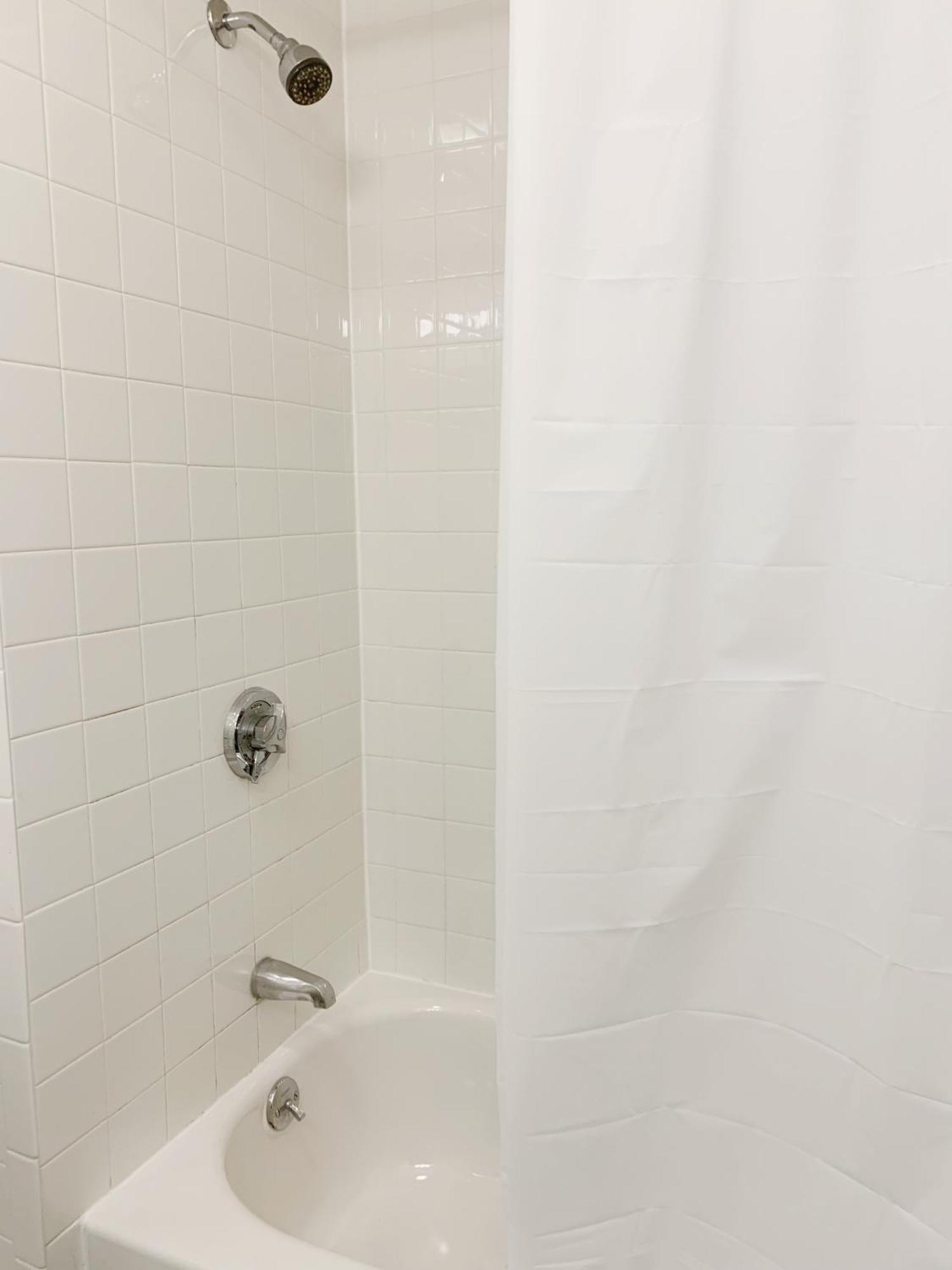 Best Location At Harvard University! 4 Bedroom Apartment! Two Units Available! Кембридж Экстерьер фото